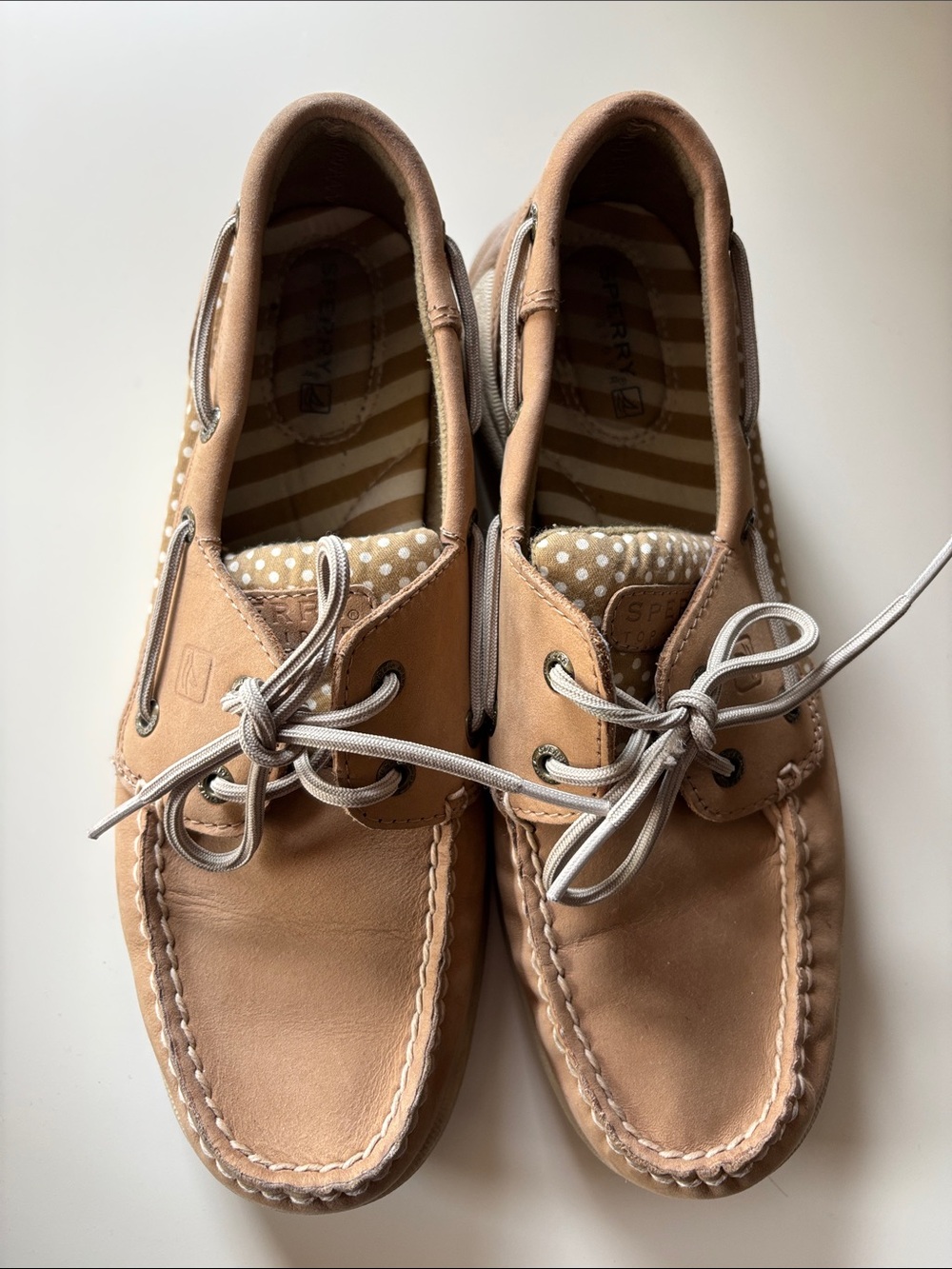 Classic Sperry Boat Shoes in Tan